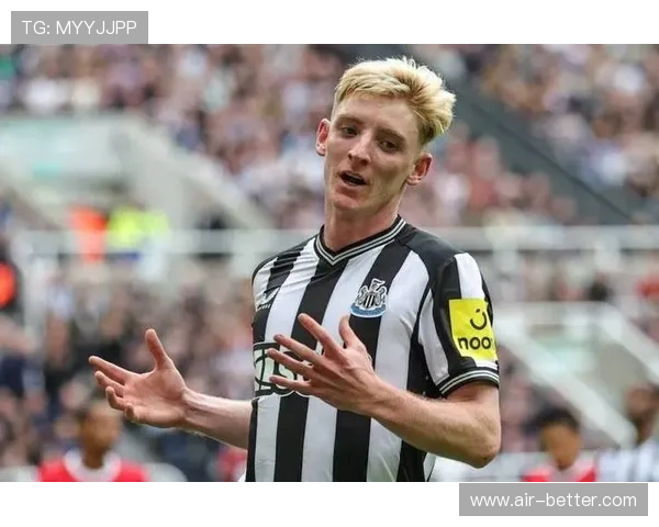 纽卡戈登吸引三大英超豪门关注